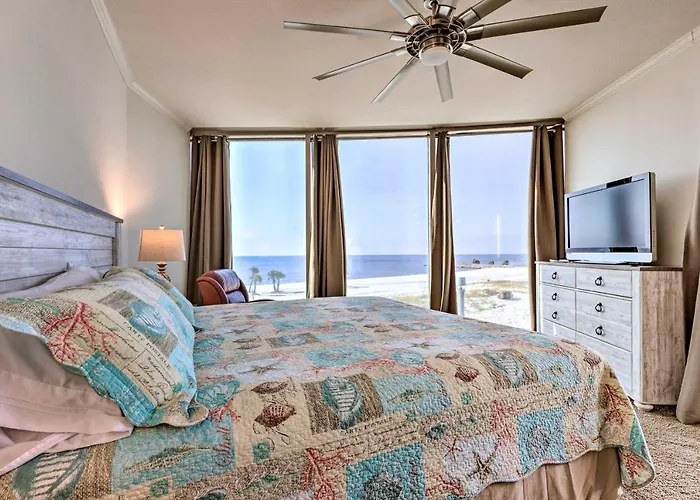 Sunny Beachfront Biloxi Condo With Resort Amenities!